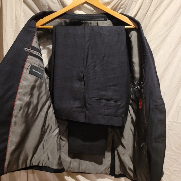 Combatgent Navy Suit - Picture 2 of 4